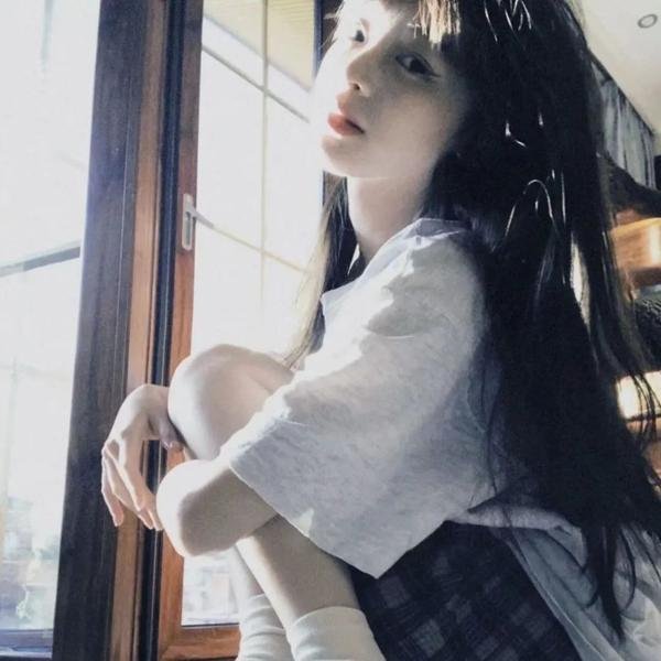 辣妹与恐龙